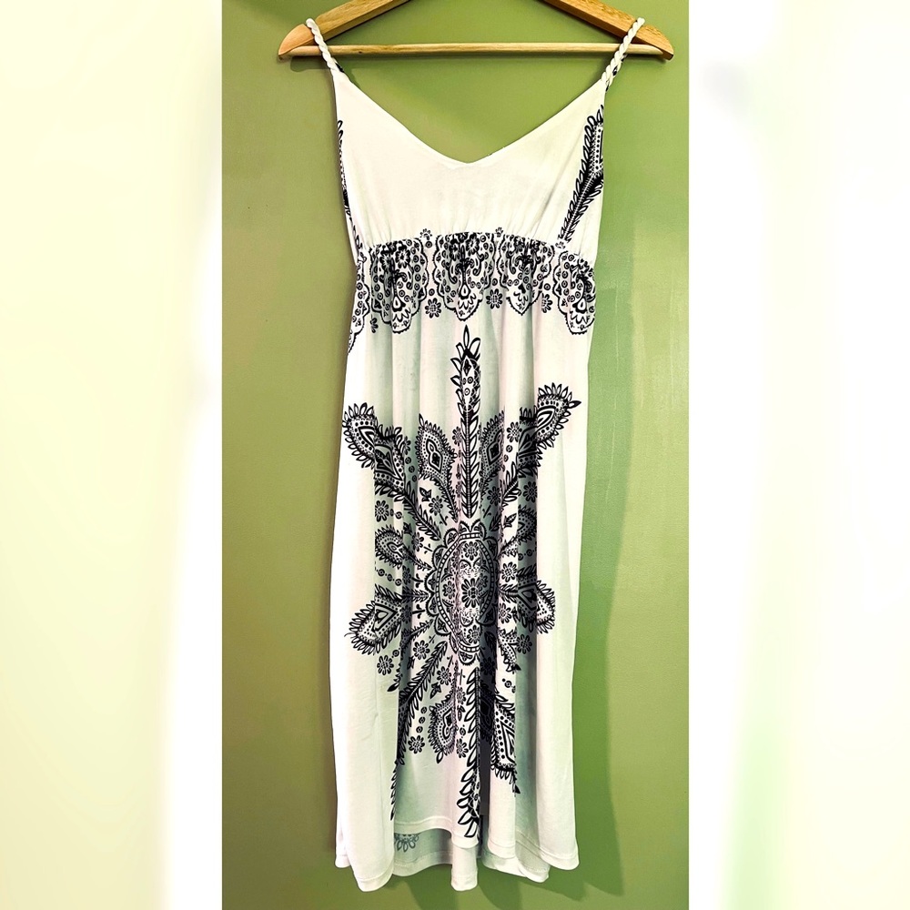 Black and white Dress